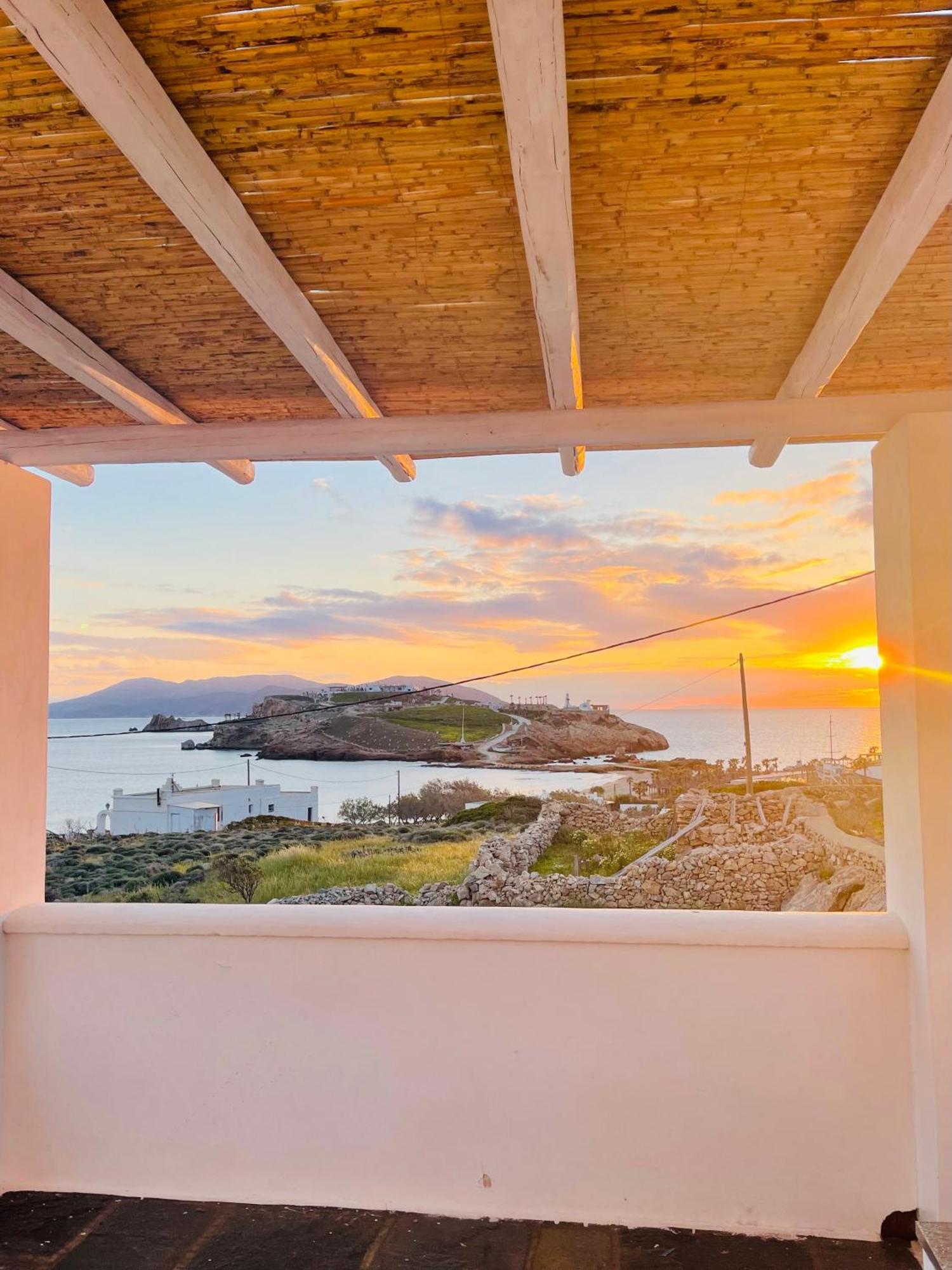 Tzamaria Iosub Houses & Studios - Amazing View Studio In Koumbara מראה חיצוני תמונה